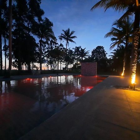 Condominio Canaa クムルサティバ エクステリア 写真
